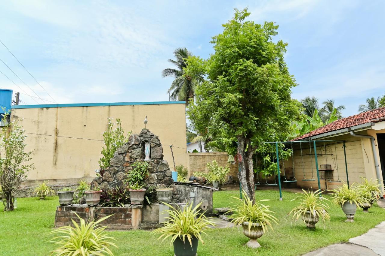 Merlyn Villa Negombo Exterior foto